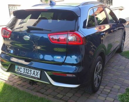 Синій Кіа Niro, об'ємом двигуна 1.6 л та пробігом 178 тис. км за 16800 $, фото 3 на Automoto.ua