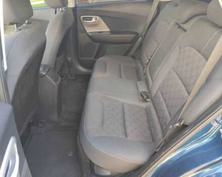 Синій Кіа Niro, об'ємом двигуна 1.6 л та пробігом 178 тис. км за 16800 $, фото 8 на Automoto.ua