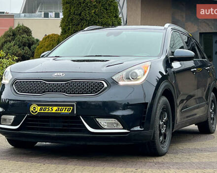 Синій Кіа Niro, об'ємом двигуна 1.58 л та пробігом 110 тис. км за 18300 $, фото 2 на Automoto.ua