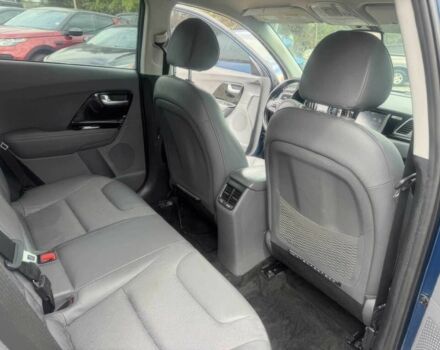 Синий Киа Niro, объемом двигателя 1.6 л и пробегом 41 тыс. км за 10300 $, фото 7 на Automoto.ua