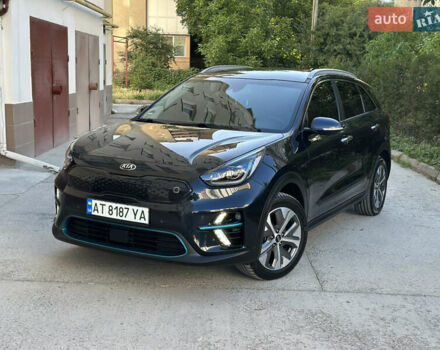 Синий Киа Niro, объемом двигателя 0 л и пробегом 155 тыс. км за 18650 $, фото 30 на Automoto.ua