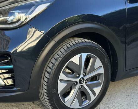 Синий Киа Niro, объемом двигателя 0 л и пробегом 155 тыс. км за 18650 $, фото 93 на Automoto.ua