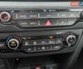 Синій Кіа Niro, об'ємом двигуна 0 л та пробігом 120 тис. км за 18770 $, фото 9 на Automoto.ua