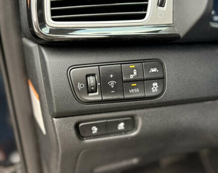 Киа Niro 2019 в Коломые на Automoto.ua Синий Киа Niro, объемом двигателя 0 л и пробегом 127 тыс. км за 16999 $, фото 17 на Automoto.ua