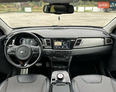 Синий Киа Niro, объемом двигателя 0 л и пробегом 120 тыс. км за 14999 $, фото 30 на Automoto.ua
