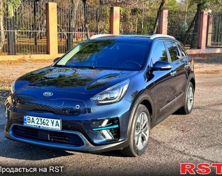 Синий Киа Niro, объемом двигателя 0 л и пробегом 101 тыс. км за 18600 $, фото 10 на Automoto.ua