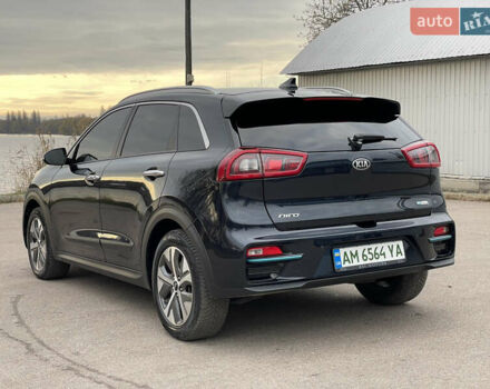 Синій Кіа Niro, об'ємом двигуна 0 л та пробігом 130 тис. км за 18455 $, фото 20 на Automoto.ua