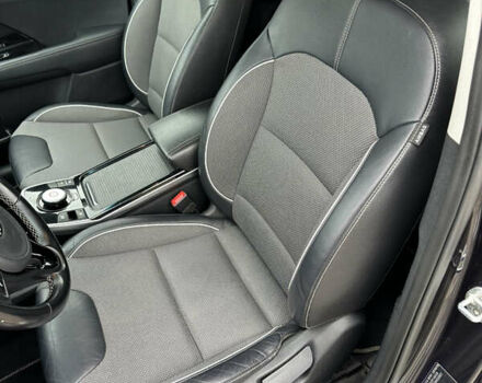 Синий Киа Niro, объемом двигателя 0 л и пробегом 120 тыс. км за 14999 $, фото 22 на Automoto.ua