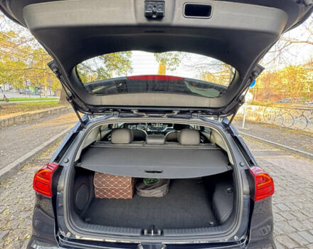 Синий Киа Niro, объемом двигателя 1.6 л и пробегом 52 тыс. км за 19800 $, фото 28 на Automoto.ua