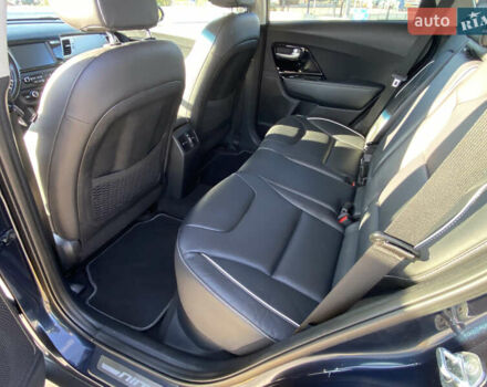 Синий Киа Niro, объемом двигателя 0 л и пробегом 129 тыс. км за 17999 $, фото 21 на Automoto.ua