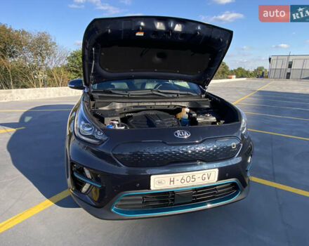 Синий Киа Niro, объемом двигателя 0 л и пробегом 129 тыс. км за 17999 $, фото 10 на Automoto.ua