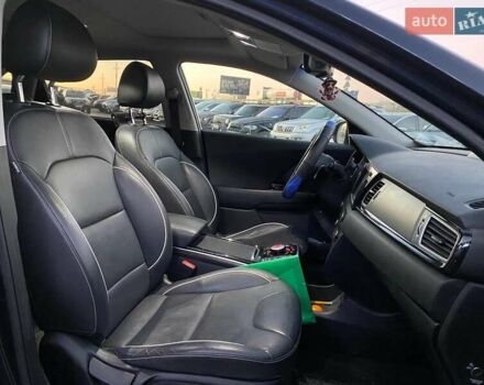 Синий Киа Niro, объемом двигателя 0 л и пробегом 78 тыс. км за 19890 $, фото 23 на Automoto.ua