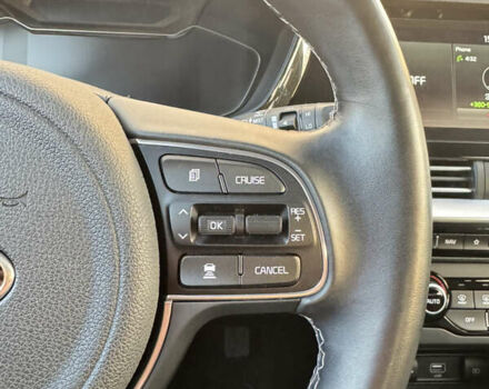 Синий Киа Niro, объемом двигателя 1.6 л и пробегом 52 тыс. км за 19800 $, фото 41 на Automoto.ua