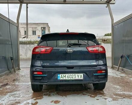 Синий Киа Niro, объемом двигателя 0 л и пробегом 111 тыс. км за 17950 $, фото 9 на Automoto.ua