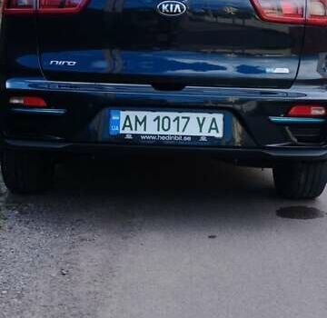 Синій Кіа Niro, об'ємом двигуна 0 л та пробігом 105 тис. км за 18500 $, фото 2 на Automoto.ua