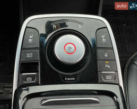 Синій Кіа Niro, об'ємом двигуна 0 л та пробігом 130 тис. км за 18455 $, фото 55 на Automoto.ua