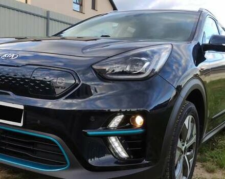 Синій Кіа Niro, об'ємом двигуна 0 л та пробігом 136 тис. км за 18300 $, фото 2 на Automoto.ua