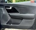 Синий Киа Niro, объемом двигателя 0 л и пробегом 172 тыс. км за 16950 $, фото 15 на Automoto.ua