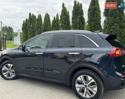 Синий Киа Niro, объемом двигателя 0 л и пробегом 88 тыс. км за 17777 $, фото 12 на Automoto.ua