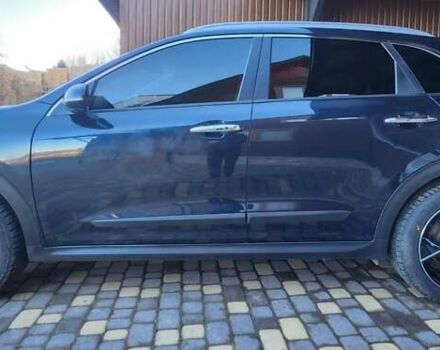 Синий Киа Niro, объемом двигателя 0 л и пробегом 119 тыс. км за 18300 $, фото 2 на Automoto.ua