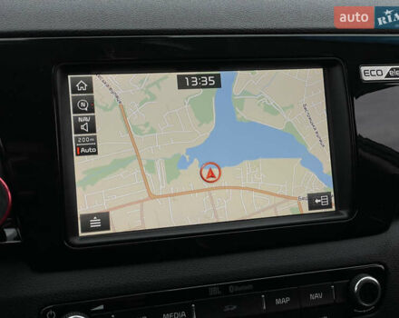 Синій Кіа Niro, об'ємом двигуна 0 л та пробігом 130 тис. км за 18455 $, фото 61 на Automoto.ua