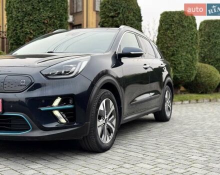 Синий Киа Niro, объемом двигателя 0 л и пробегом 172 тыс. км за 17150 $, фото 6 на Automoto.ua
