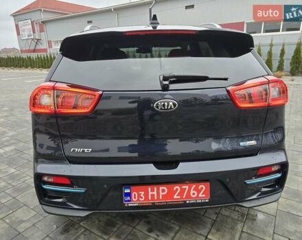 Синій Кіа Niro, об'ємом двигуна 0 л та пробігом 120 тис. км за 18770 $, фото 5 на Automoto.ua