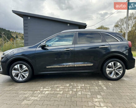 Синий Киа Niro, объемом двигателя 0 л и пробегом 120 тыс. км за 14999 $, фото 4 на Automoto.ua