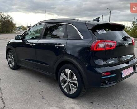 Киа Niro 2019 в Харькове на Automoto.ua Синий Киа Niro, объемом двигателя 0 л и пробегом 132 тыс. км за 18400 $, фото 12 на Automoto.ua