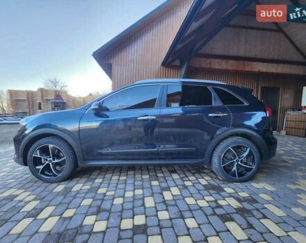 Синий Киа Niro, объемом двигателя 0 л и пробегом 119 тыс. км за 18300 $, фото 19 на Automoto.ua