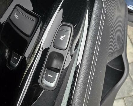 Синій Кіа Niro, об'ємом двигуна 0 л та пробігом 120 тис. км за 18770 $, фото 14 на Automoto.ua