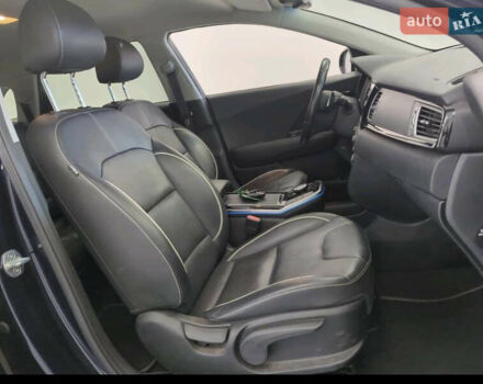 Синий Киа Niro, объемом двигателя 0 л и пробегом 155 тыс. км за 18650 $, фото 126 на Automoto.ua
