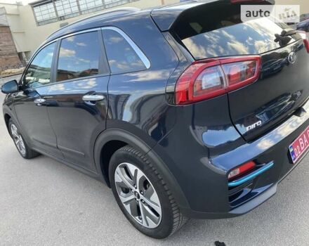 Синій Кіа Niro, об'ємом двигуна 0 л та пробігом 100 тис. км за 20600 $, фото 19 на Automoto.ua