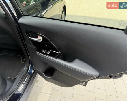 Синій Кіа Niro, об'ємом двигуна 0 л та пробігом 147 тис. км за 17400 $, фото 15 на Automoto.ua