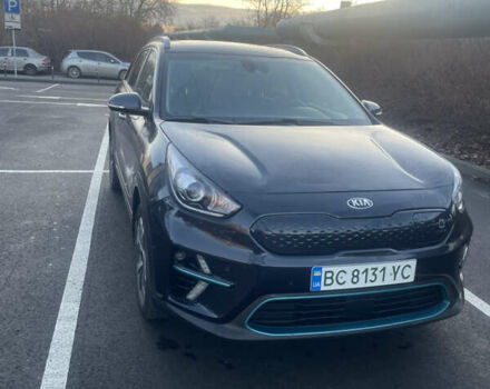 Синий Киа Niro, объемом двигателя 0 л и пробегом 100 тыс. км за 20800 $, фото 2 на Automoto.ua