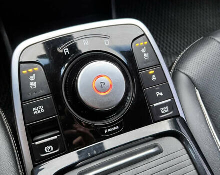 Синій Кіа Niro, об'ємом двигуна 0 л та пробігом 65 тис. км за 18500 $, фото 21 на Automoto.ua