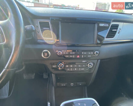 Синий Киа Niro, объемом двигателя 0 л и пробегом 129 тыс. км за 17999 $, фото 28 на Automoto.ua