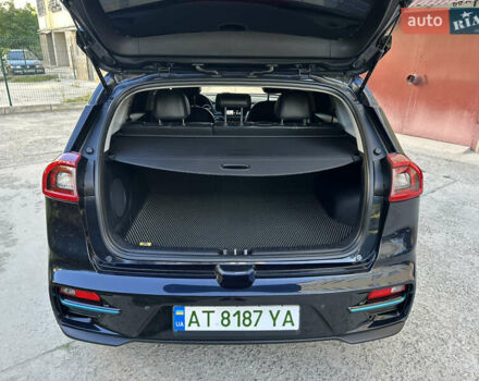 Синий Киа Niro, объемом двигателя 0 л и пробегом 155 тыс. км за 18650 $, фото 88 на Automoto.ua