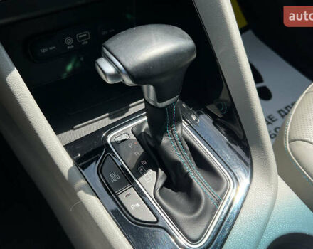 Синій Кіа Niro, об'ємом двигуна 1.6 л та пробігом 92 тис. км за 19700 $, фото 15 на Automoto.ua