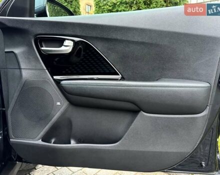 Синий Киа Niro, объемом двигателя 0 л и пробегом 172 тыс. км за 17150 $, фото 15 на Automoto.ua