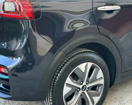 Синий Киа Niro, объемом двигателя 0 л и пробегом 155 тыс. км за 18650 $, фото 108 на Automoto.ua