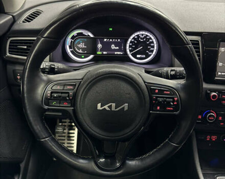 Синий Киа Niro, объемом двигателя 1.58 л и пробегом 67 тыс. км за 18500 $, фото 26 на Automoto.ua