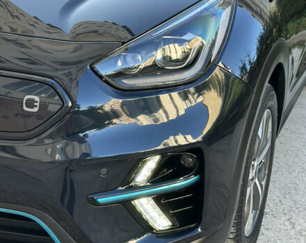 Синий Киа Niro, объемом двигателя 0 л и пробегом 155 тыс. км за 18650 $, фото 92 на Automoto.ua