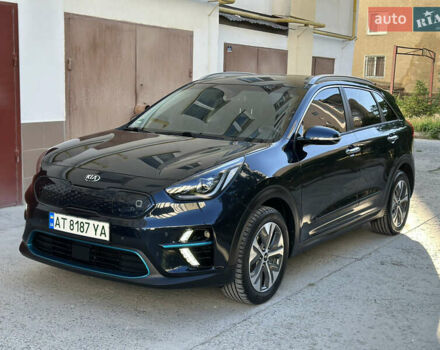 Синий Киа Niro, объемом двигателя 0 л и пробегом 155 тыс. км за 18650 $, фото 119 на Automoto.ua