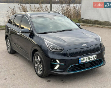 Синій Кіа Niro, об'ємом двигуна 0 л та пробігом 130 тис. км за 18455 $, фото 11 на Automoto.ua