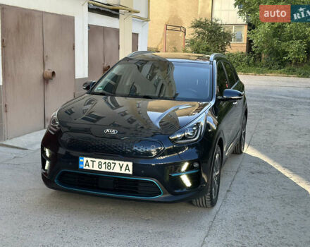 Синий Киа Niro, объемом двигателя 0 л и пробегом 155 тыс. км за 18650 $, фото 2 на Automoto.ua