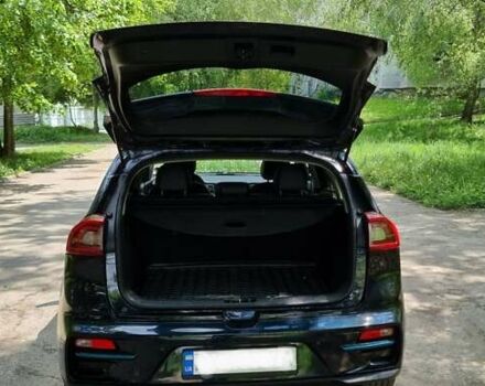 Киа Niro 2019 в Хмельницком на Automoto.ua Синий Киа Niro, объемом двигателя 0 л и пробегом 131 тыс. км за 18400 $, фото 1 на Automoto.ua