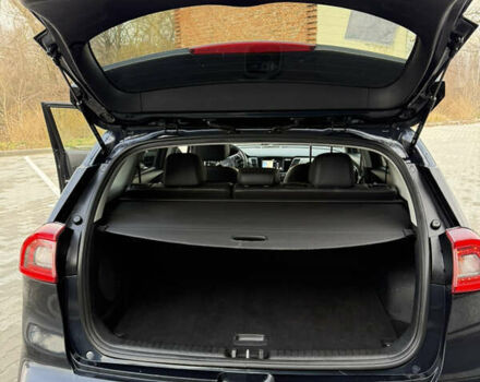 Синий Киа Niro, объемом двигателя 0 л и пробегом 168 тыс. км за 16800 $, фото 26 на Automoto.ua