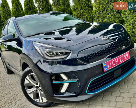Синий Киа Niro, объемом двигателя 0 л и пробегом 88 тыс. км за 17777 $, фото 59 на Automoto.ua