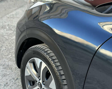 Синий Киа Niro, объемом двигателя 0 л и пробегом 155 тыс. км за 18650 $, фото 98 на Automoto.ua